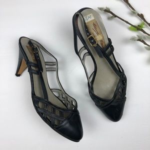 VINTAGE LEATHER Navy Blue Strappy Heels 5.5